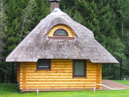 Чем покрыть крышу дома недорого и качественно. Металлочерепица: плюсы и минусы, особенности монтажа 20 Чем покрыть крышу дома недорого и качественно. Металлочерепица: плюсы и минусы, особенности монтажа 20