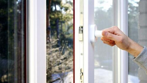 Как перевести окна в зимний режим без шестигранника. Как перевести окна в зимний режим: советы профессионалов домашним мастерам