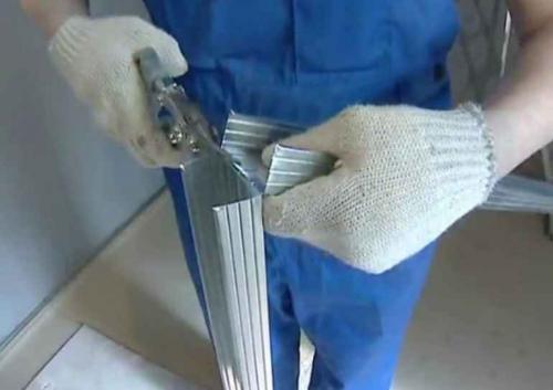 Шаг профиля для стены из гипсокартона. Через какое расстояние ставить профиль под гипсокартон