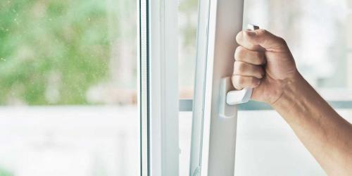 Как утеплить пластиковые окна, если дует. Как утеплить пластиковые окна если они продувают